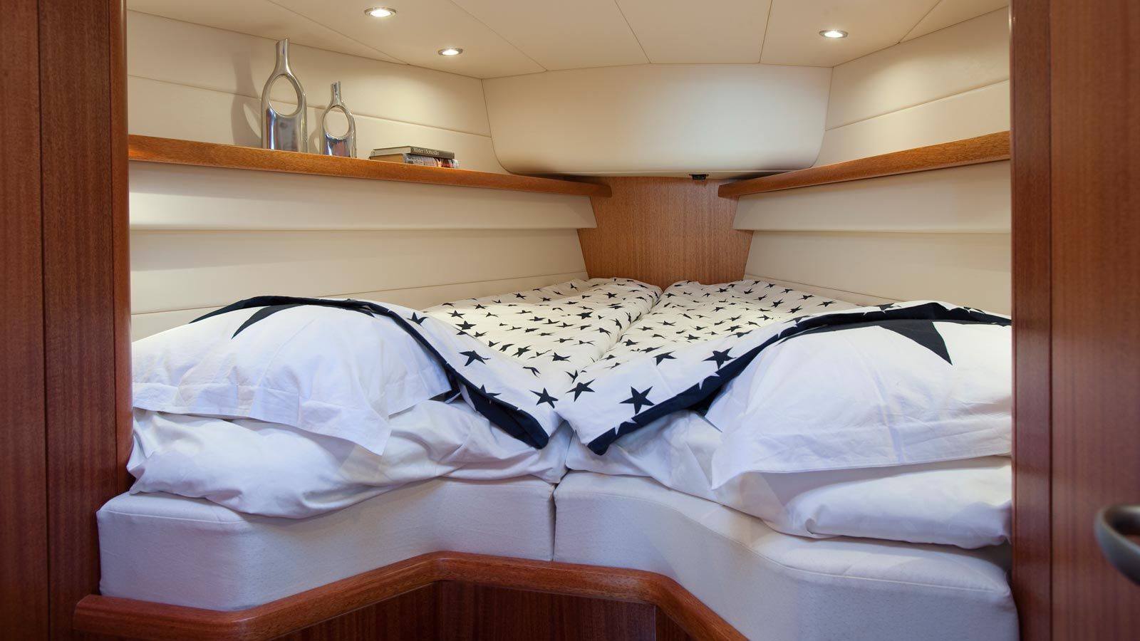 2009 Najad Yachts N410