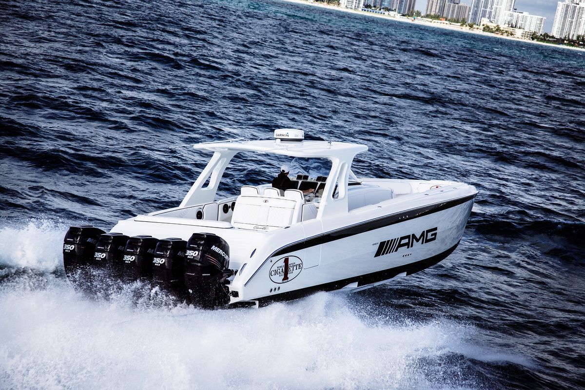 2022 Cigarette Racing 42 Huntress 2250 HP