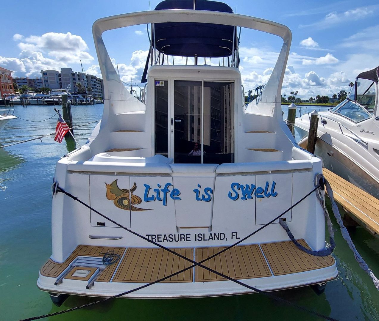 1999 Carver Yachts 350MARINER