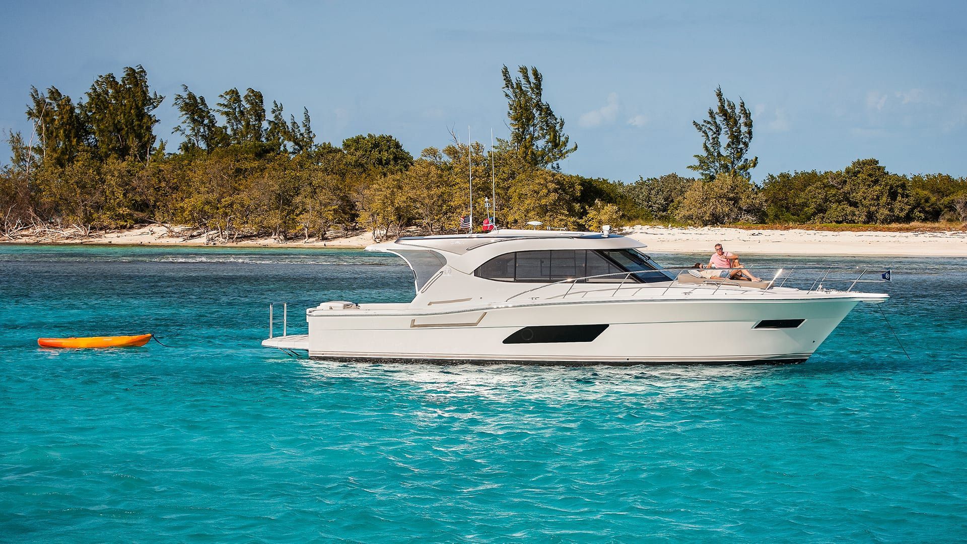 2022 Riviera 445 SUV