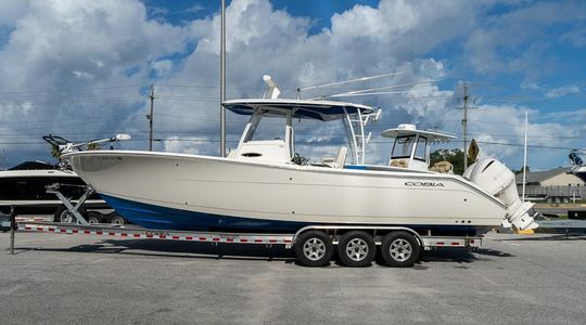 2019 Cobia Boats 320