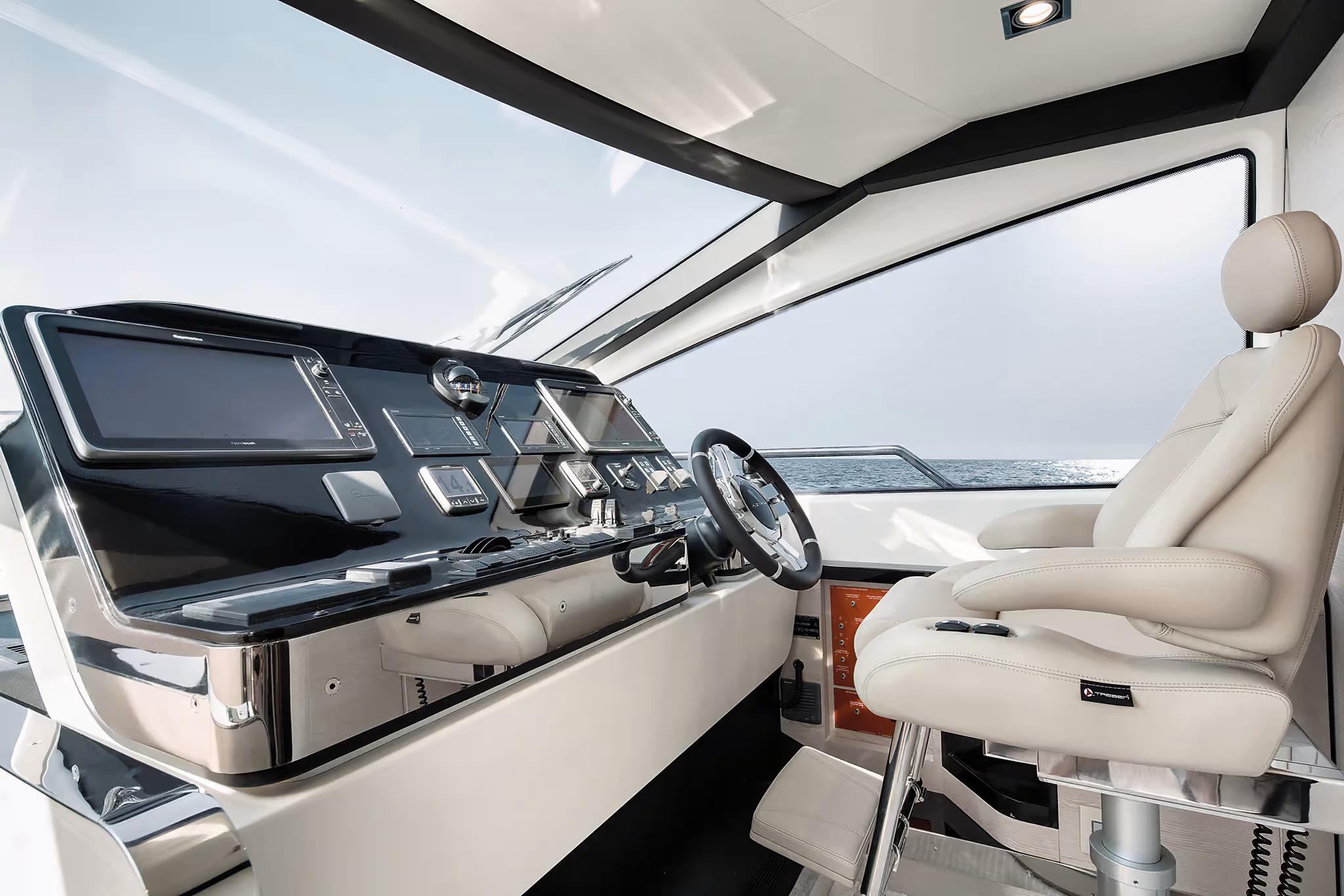 2020 Azimut Yachts 83 Fly