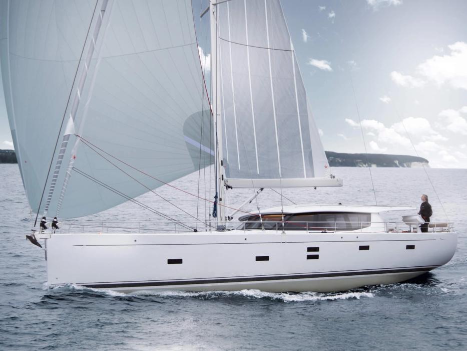 2022 Moody Yachts Decksaloon 54
