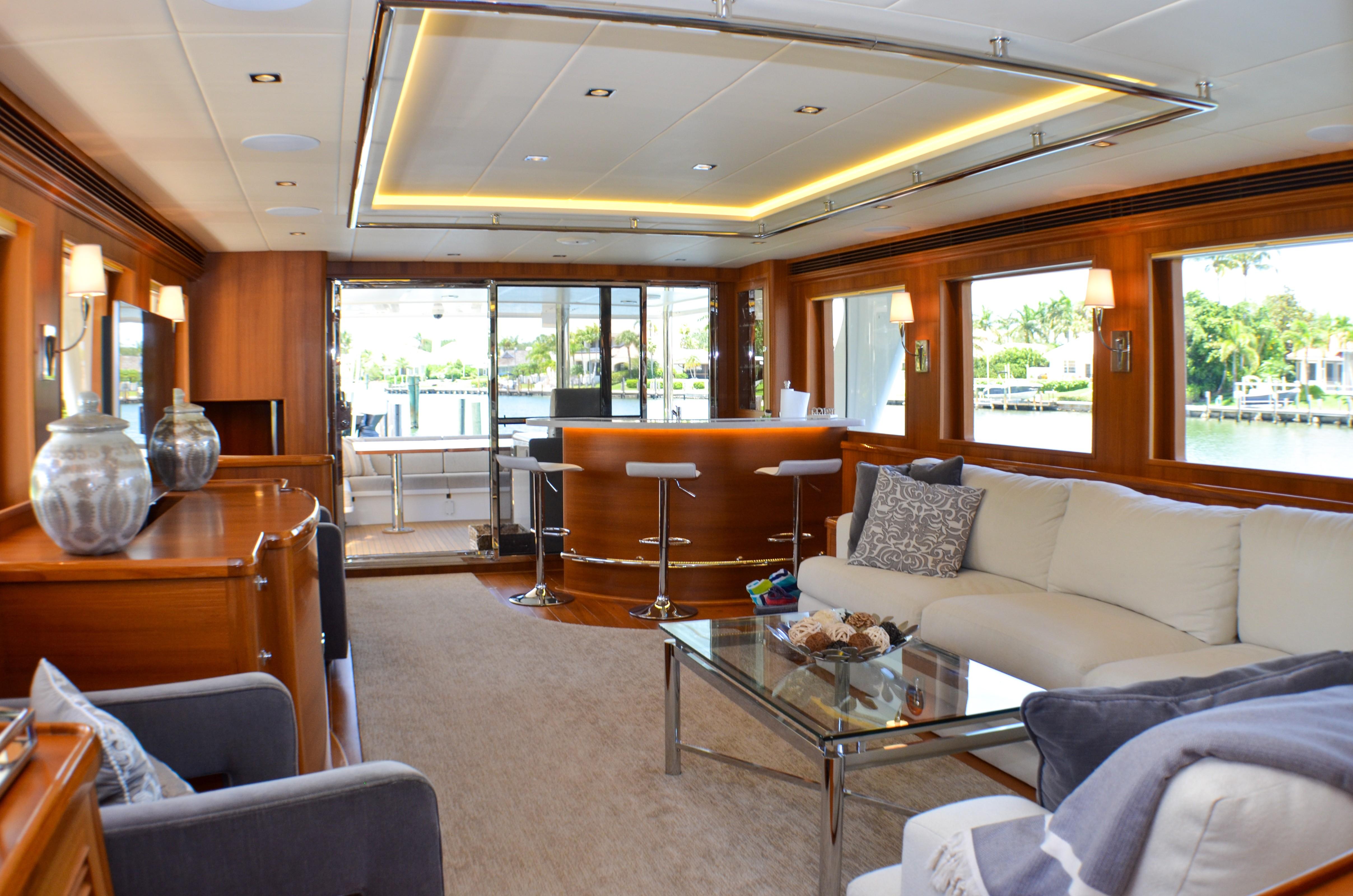 2017 Outer Reef Yachts 860 DBMY