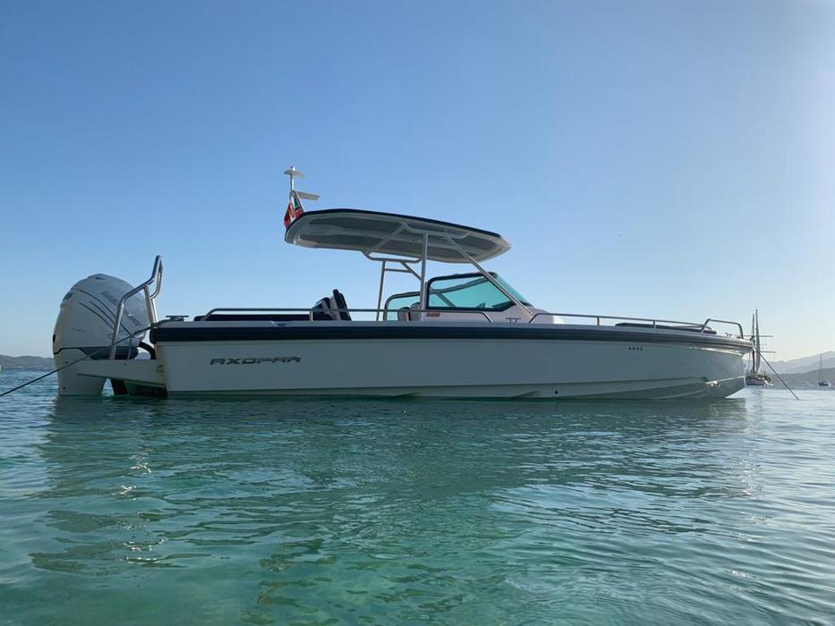 2018 Axopar 28 T-Top