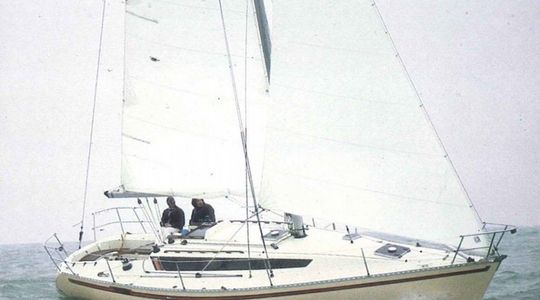 1982 Kirie Feeling 1100 - Fin keel