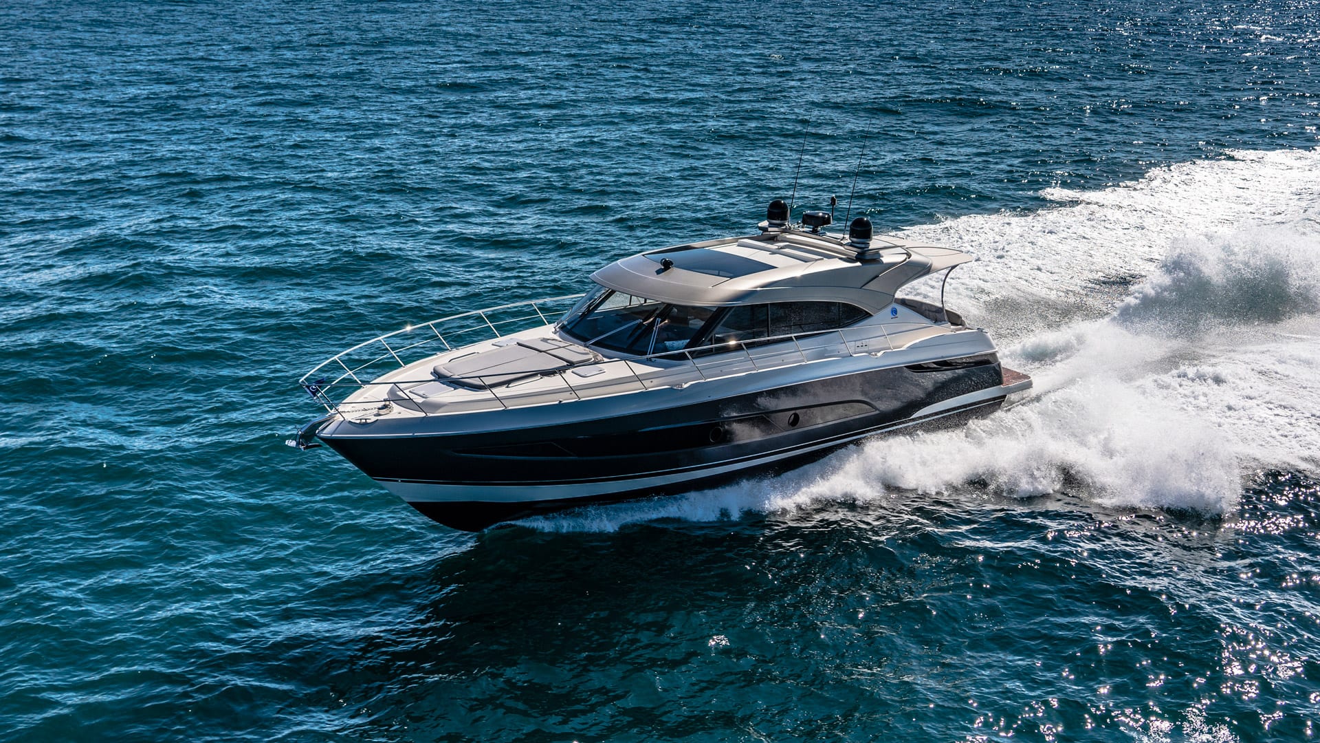 2023 Riviera 5400 Sport Yacht Platinum Edition