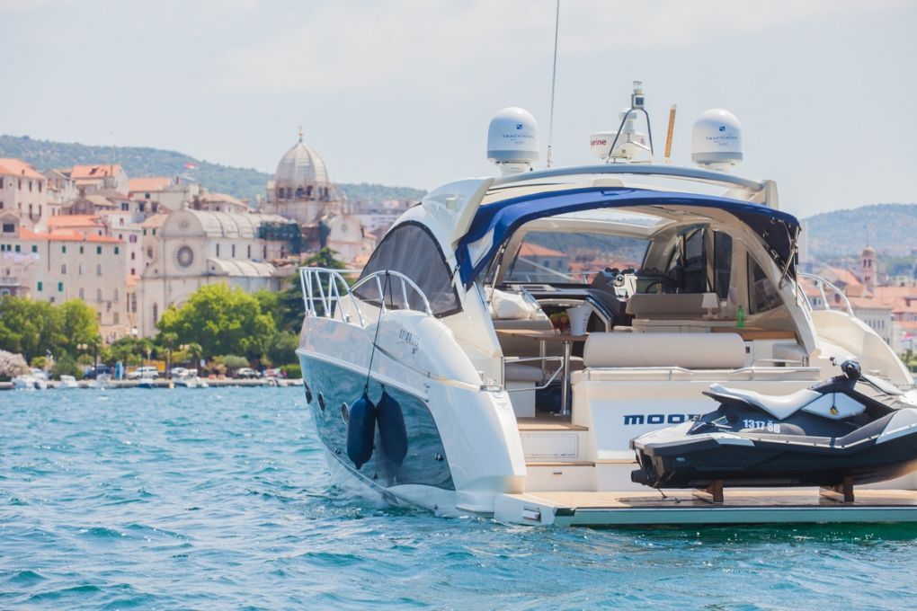 2009 Azimut Yachts Atlantis 54 HT