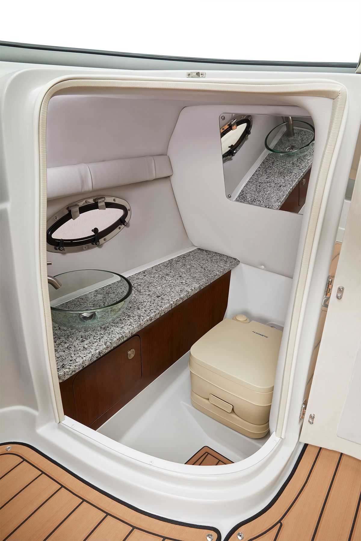 2024 Crownline 250 XSS