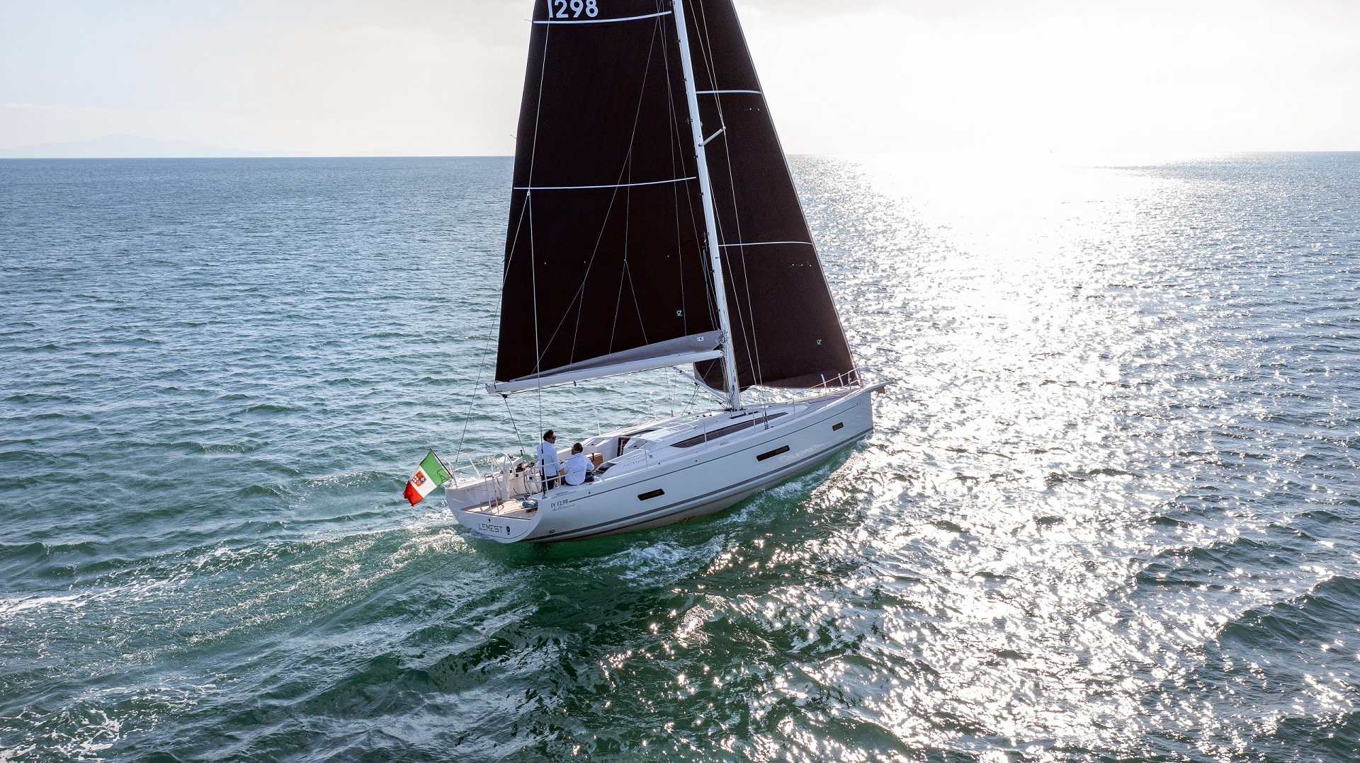 2022 Italia Yachts IY 12.98