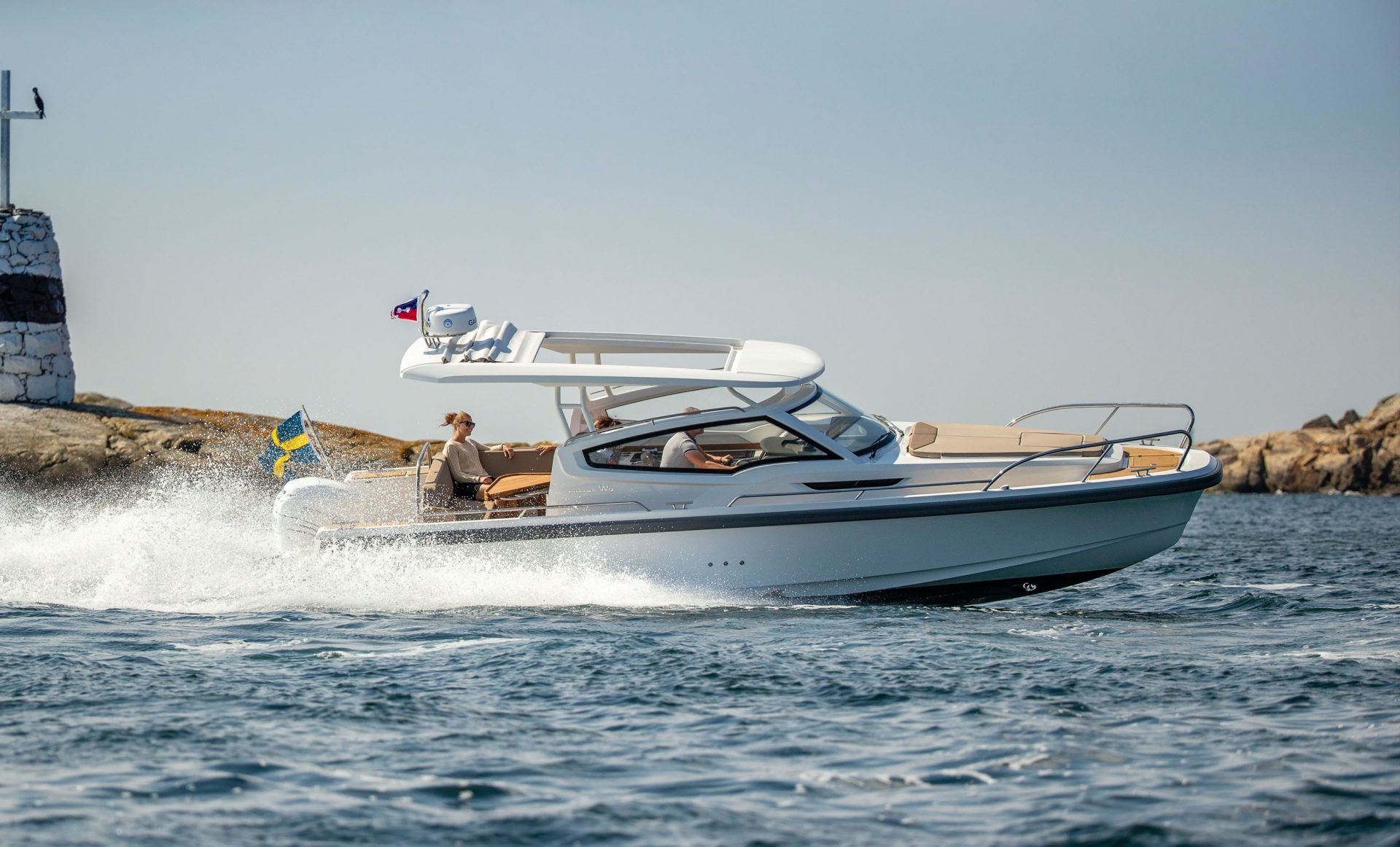 2022 Nimbus Weekender 9