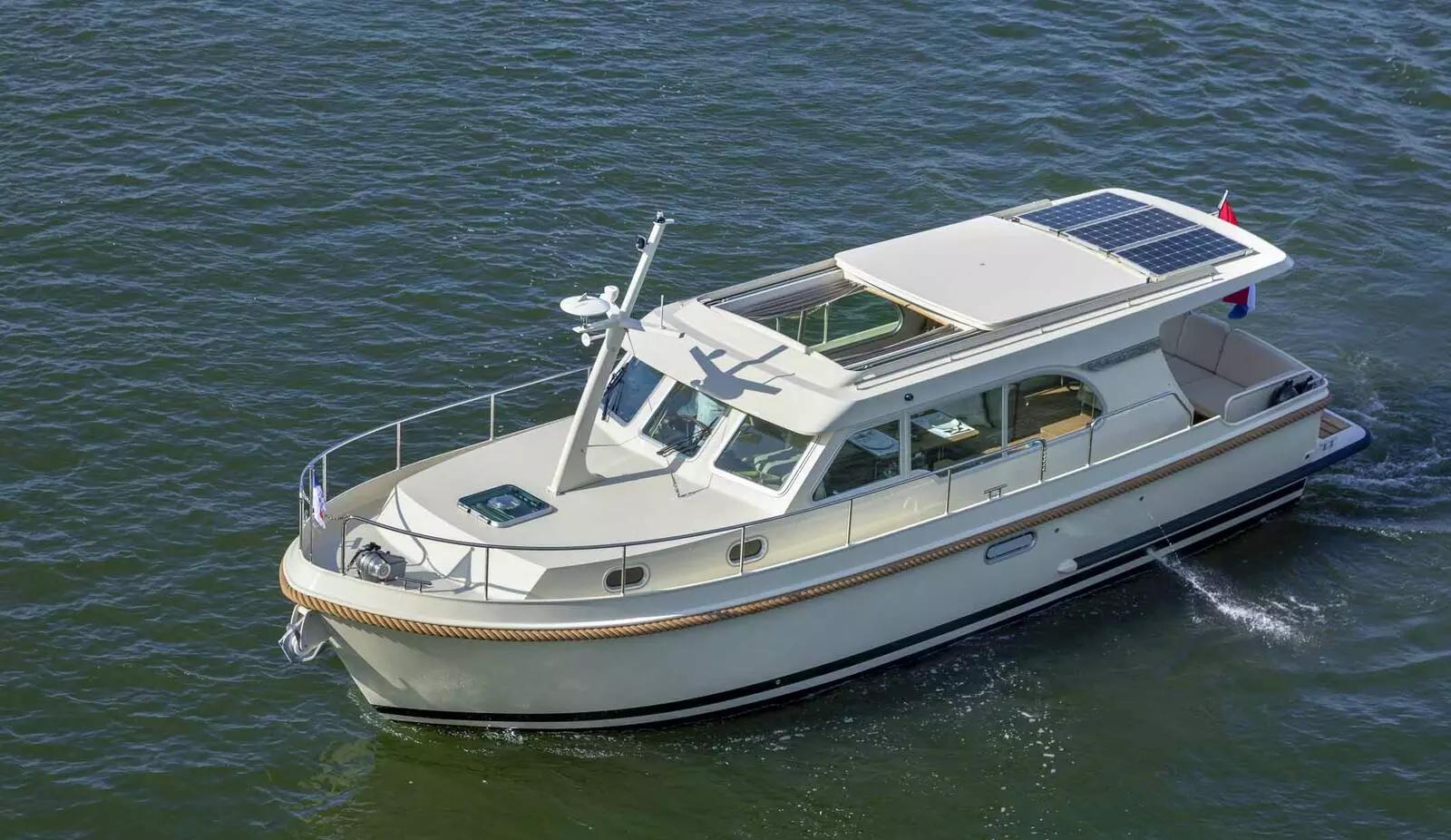 2017 Linssen Yachts Grand Sturdy 35.0 Sedan