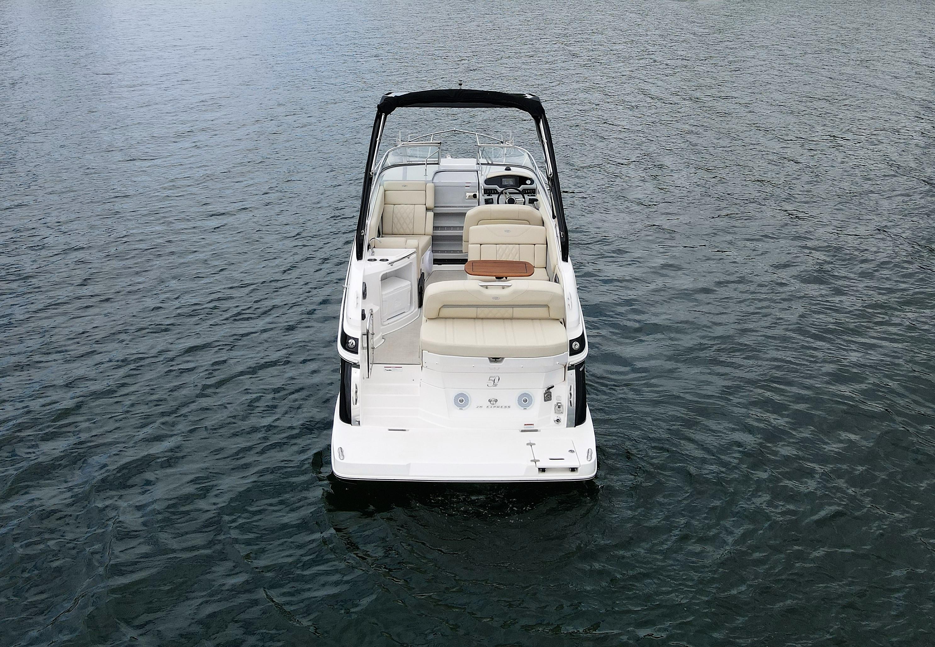 2020 Regal Boats 28 Express