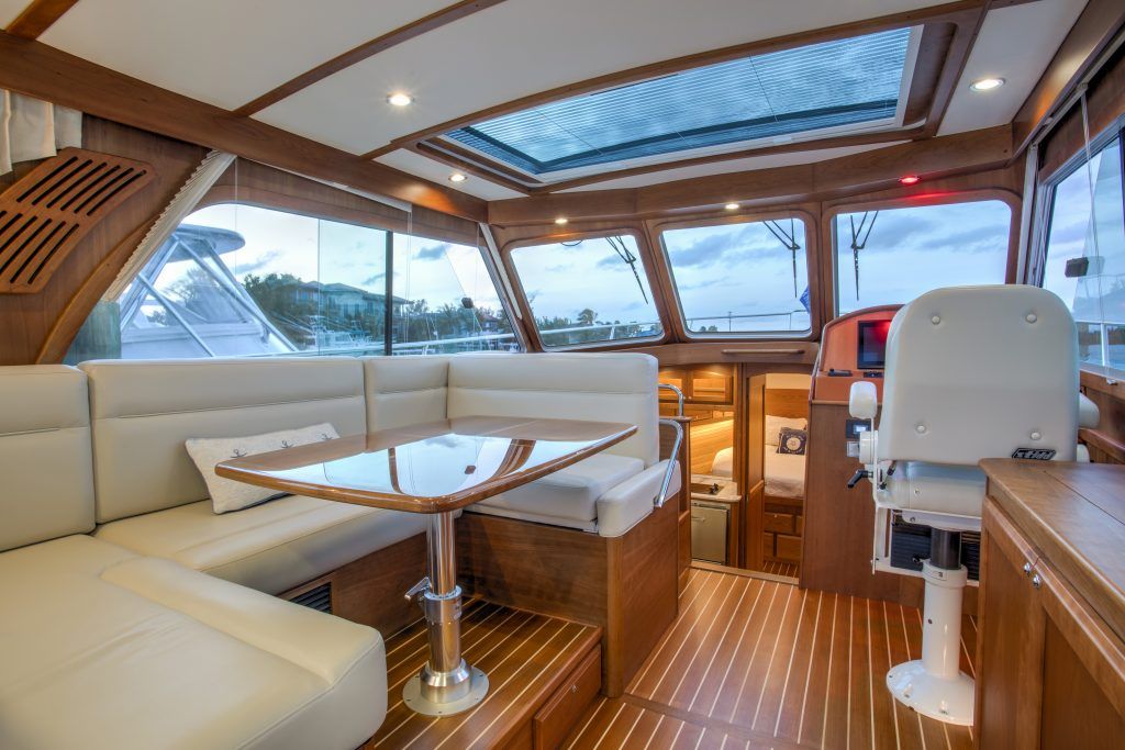 2022 Sabre Yachts 38 Salon Express