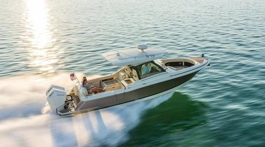 2023 Chris-Craft Calypso 32