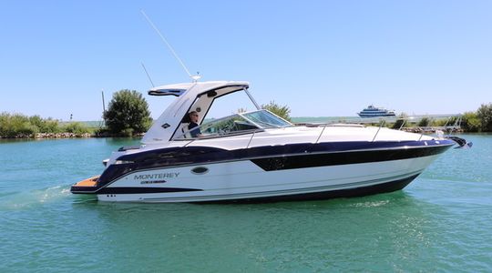 2017 Monterey 355 Sport Yacht