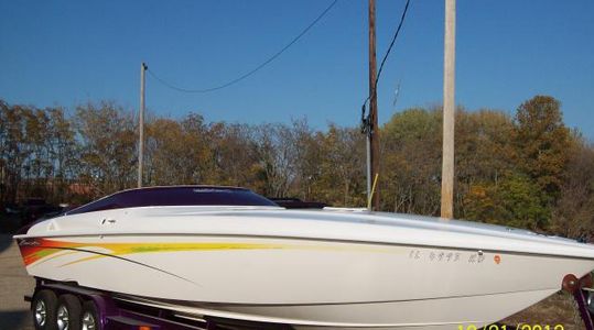 2003 Sunsation Powerboats 32 Dominator