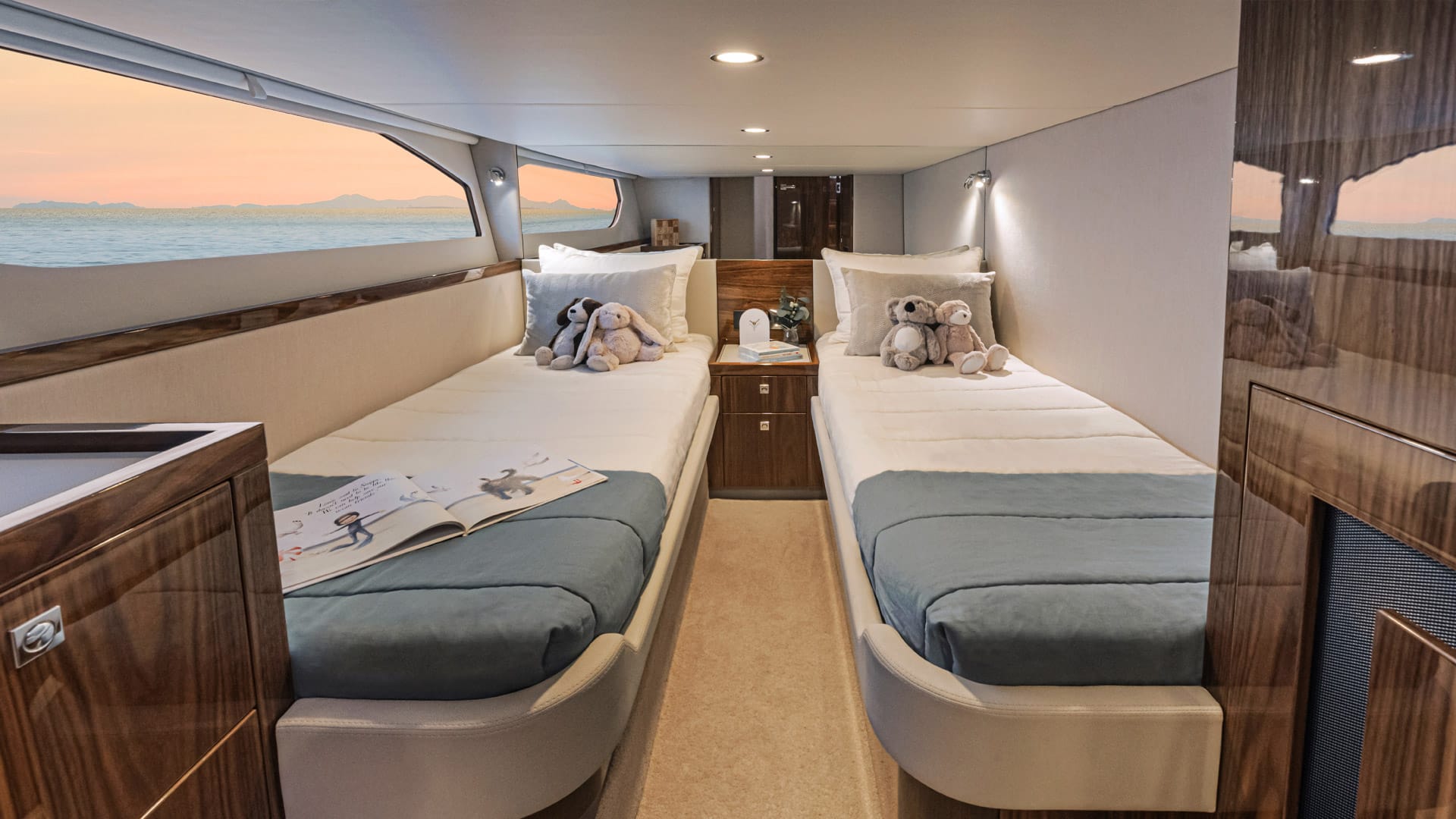 2022 Riviera 465 SUV