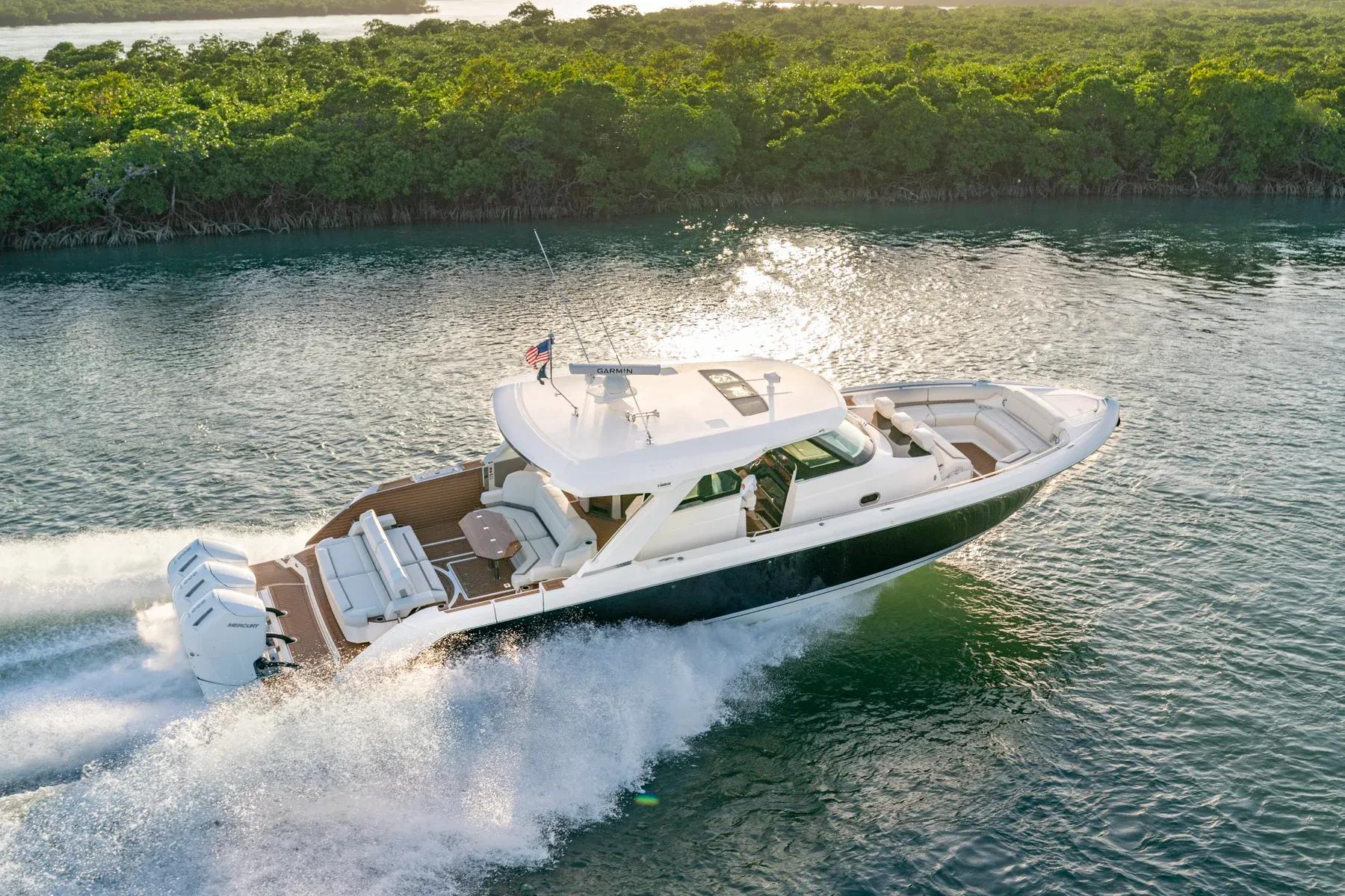 2023 Tiara Yachts 48 LS