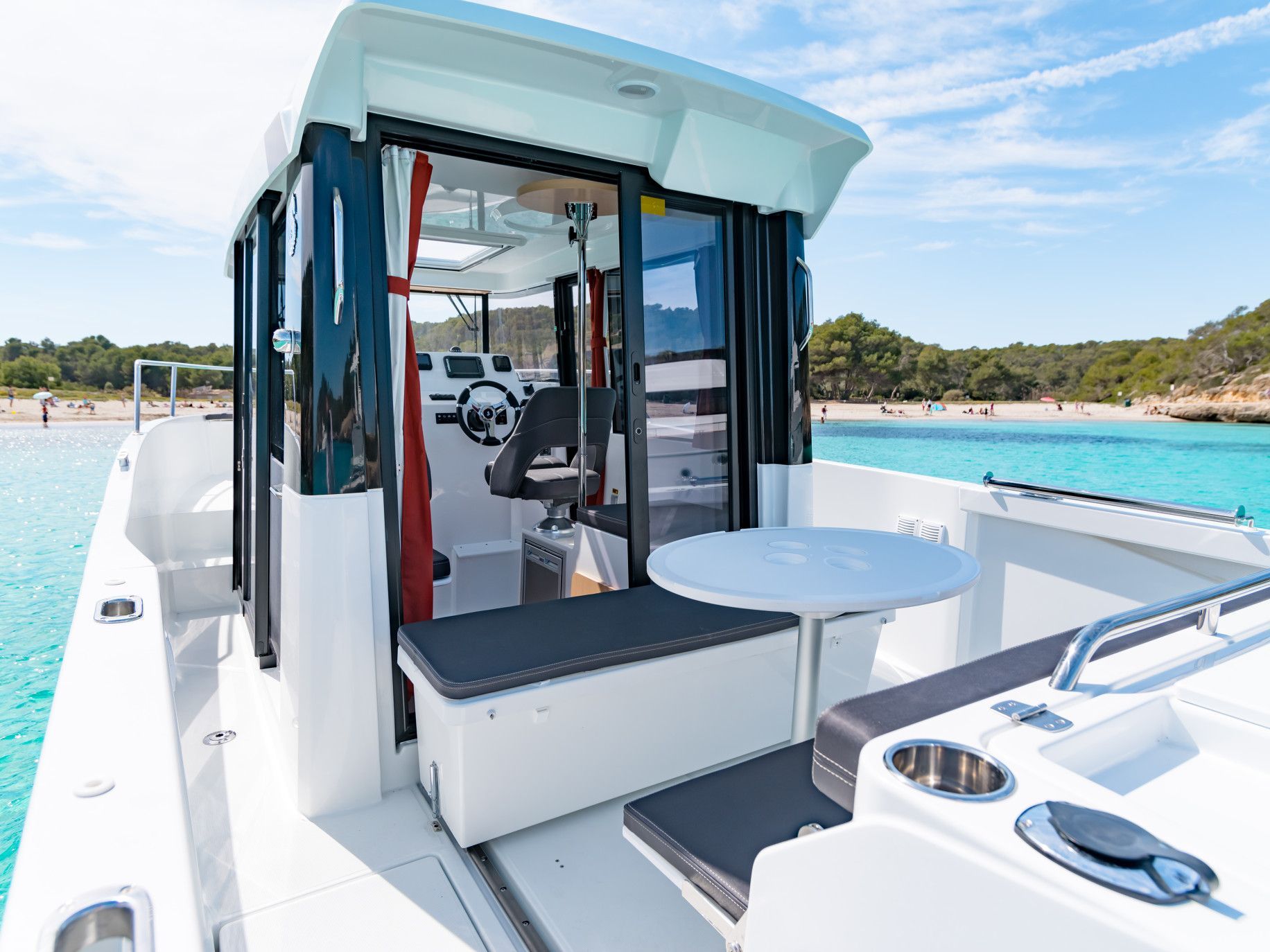 2017 Beneteau Barracuda 8