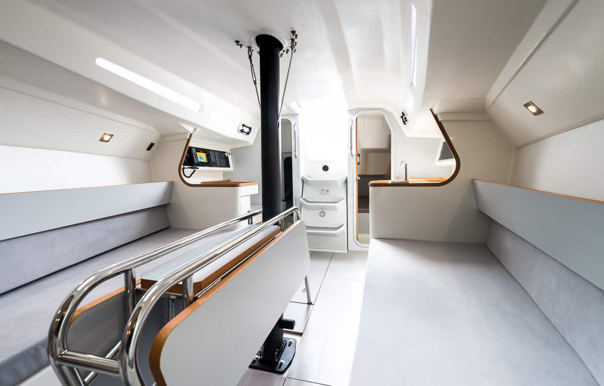 2015 Italia Yachts IY 9.98