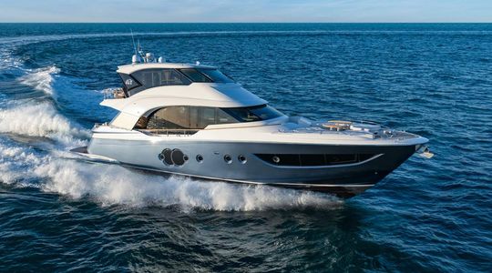 2020 Monte Carlo Yachts MCY 70 Skylounge