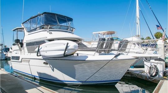 1994 Carver Yachts 370 Aft