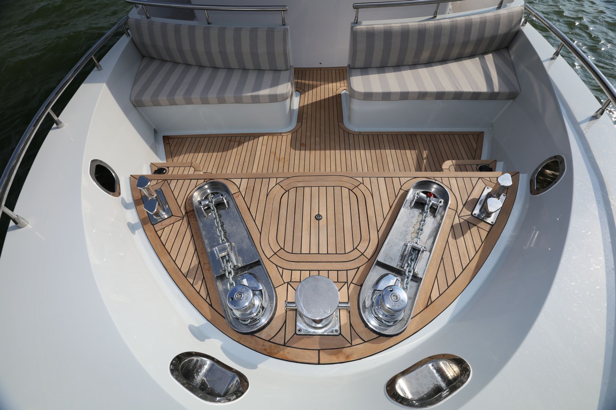 2022 Bering Yachts 65