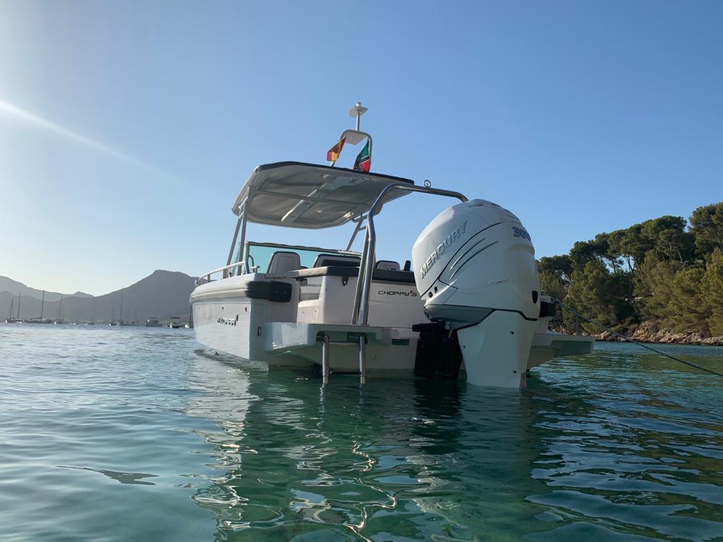 2018 Axopar 28 T-Top