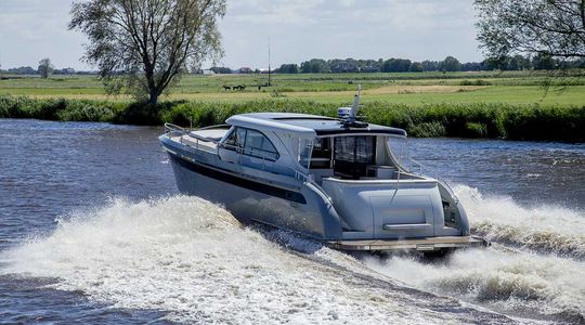 2021 Steeler 56S Performance