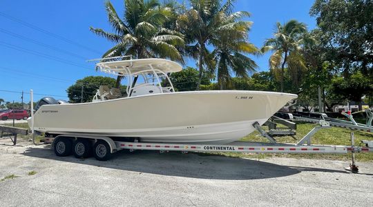 2016 Sportsman Open 312 Center Console
