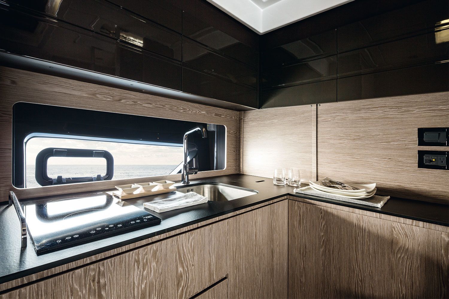 2018 Azimut Yachts Atlantis 43