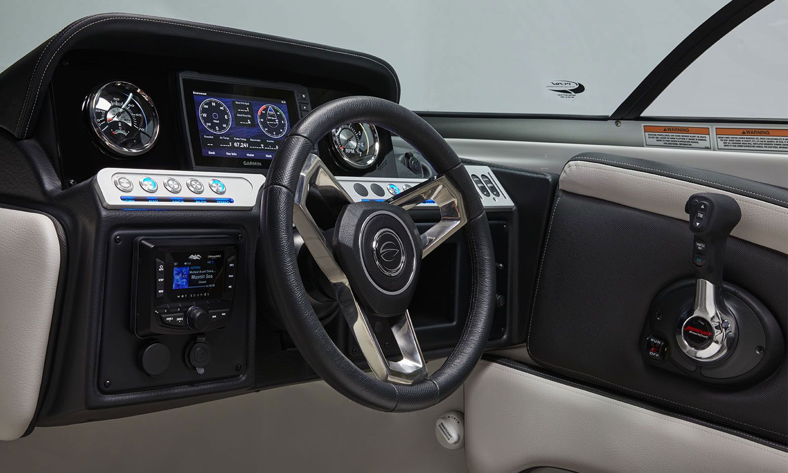 2020 Crownline 270 XSS