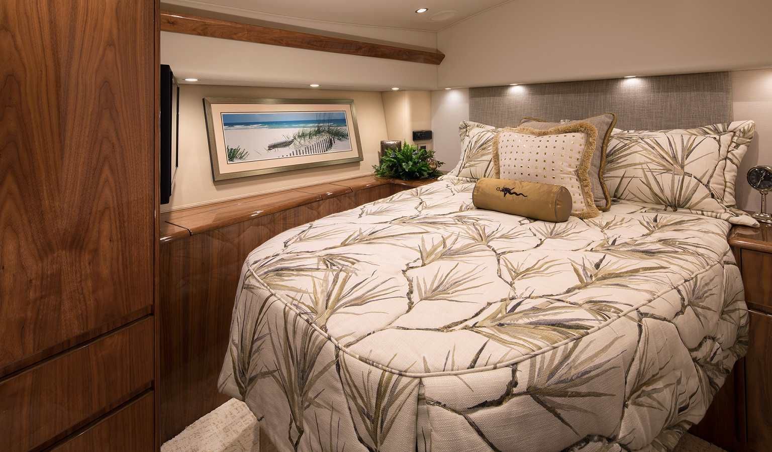 2023 Viking Yachts 48 Convertible