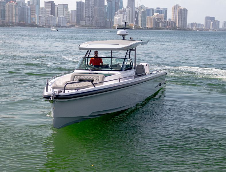 2021 Axopar 37 Sun Top