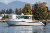 2022 Boston Whaler 345 Conquest