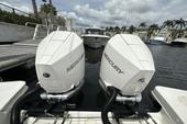 2022 Boston Whaler 325 Conquest