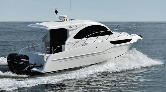 2022 Dyna Yachts 32