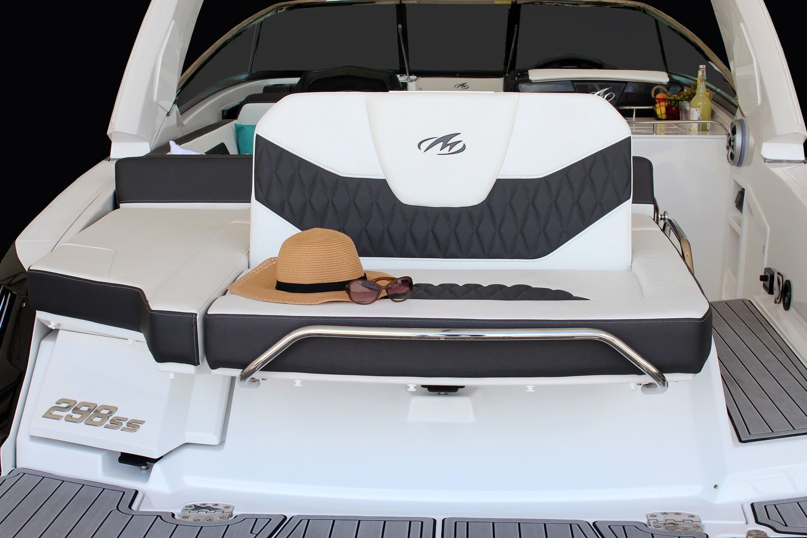 2021 Monterey 298 SS