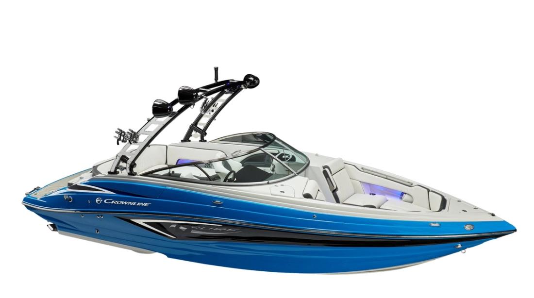 Crownline 270 SS Surf bowrider with wakeboard tower, bow-quarter studio view