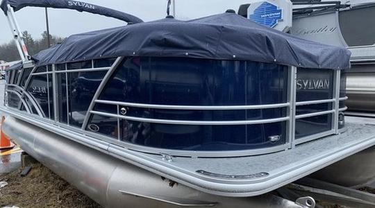 2022 Sylvan 8520 Cruise - In Stock