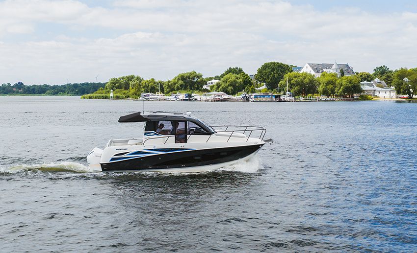 2018 Quicksilver Activ 905 Weekend