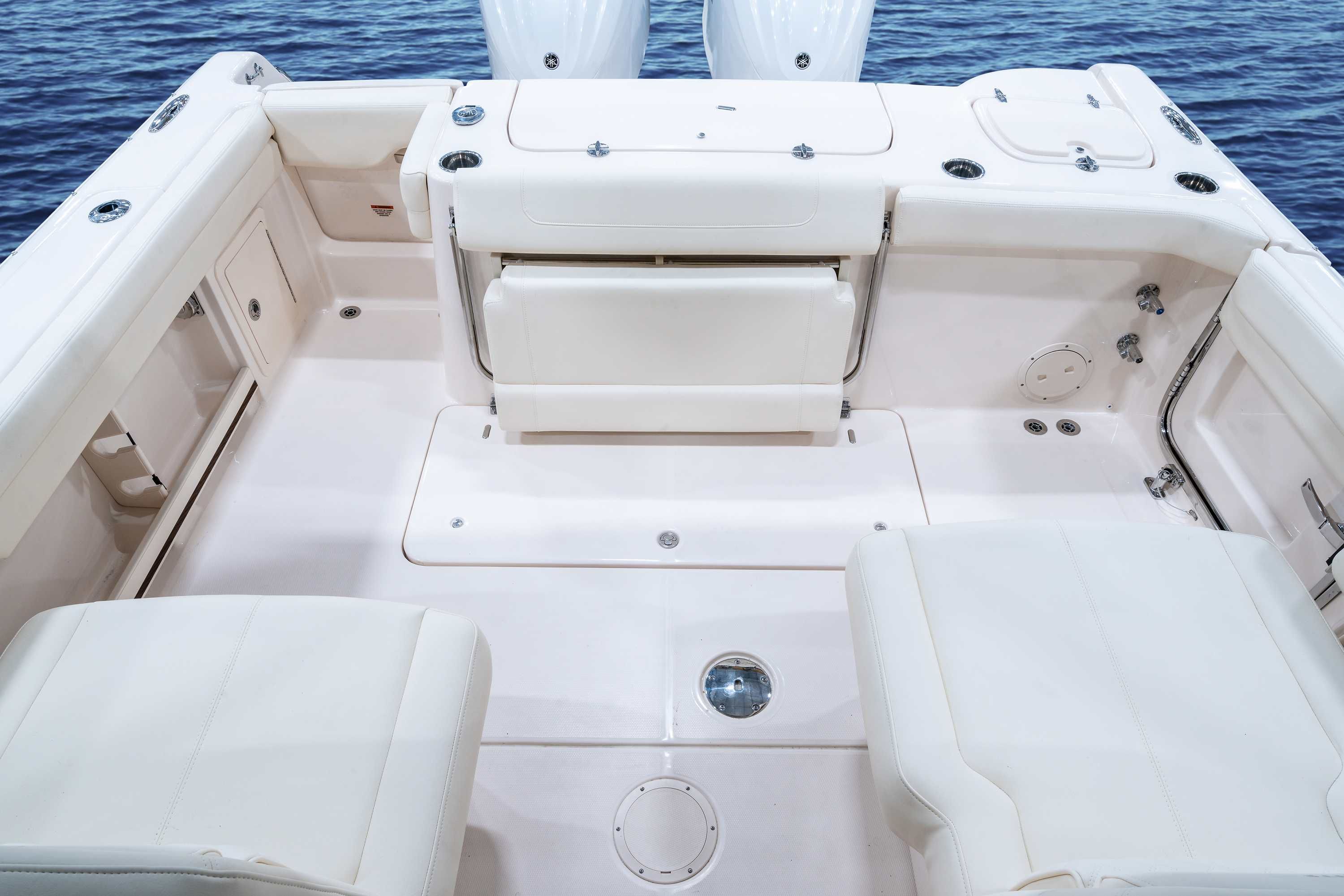 2022 Grady-White Freedom 307