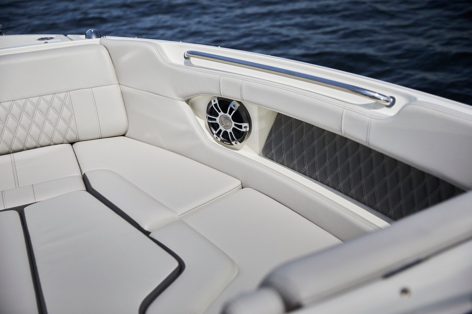 2022 Sea Ray SLX 250