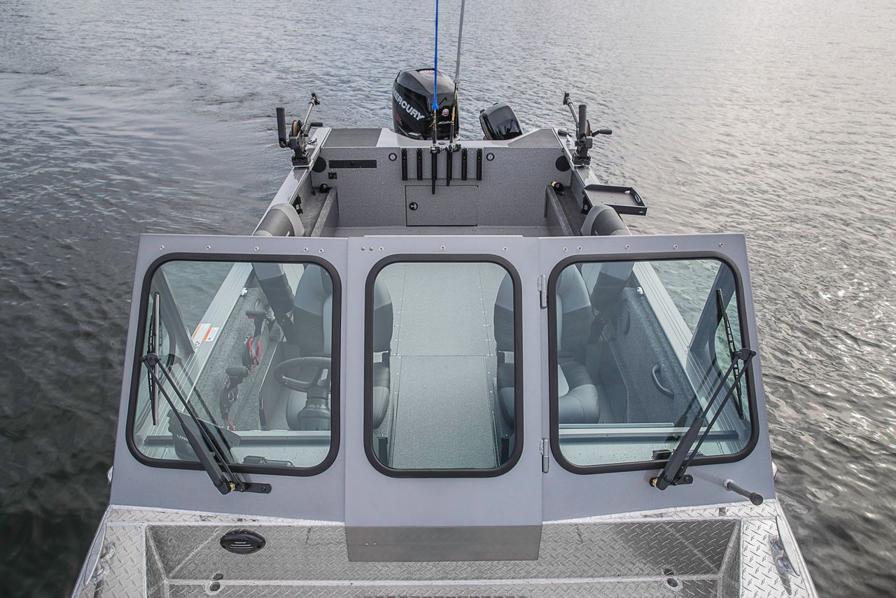 Crestliner 2050 Commander key features