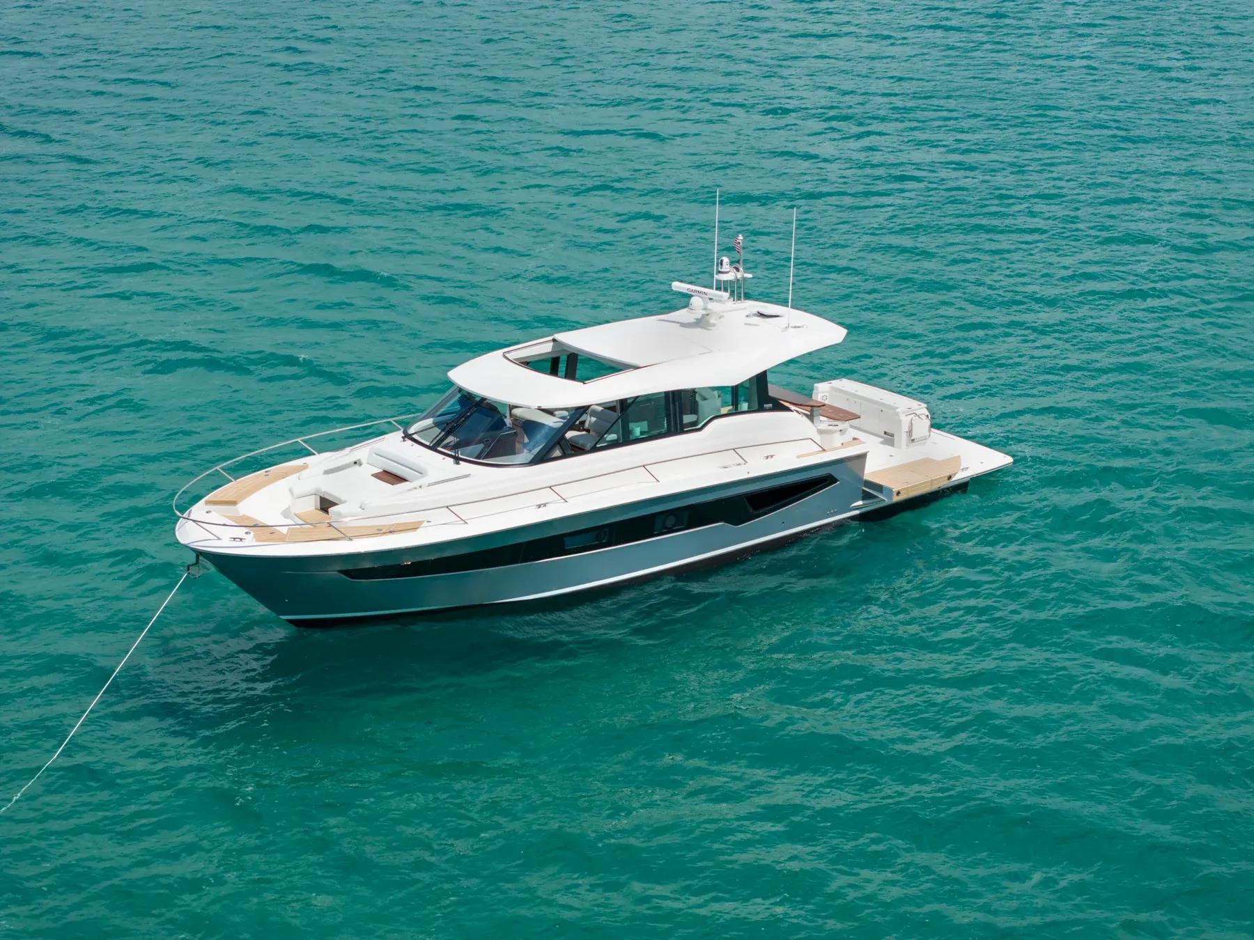 2023 Tiara Yachts EX 60