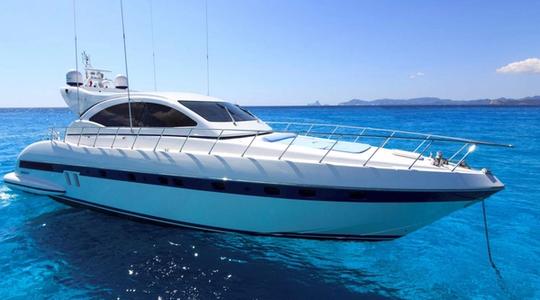 2004 Mangusta Yachts 72