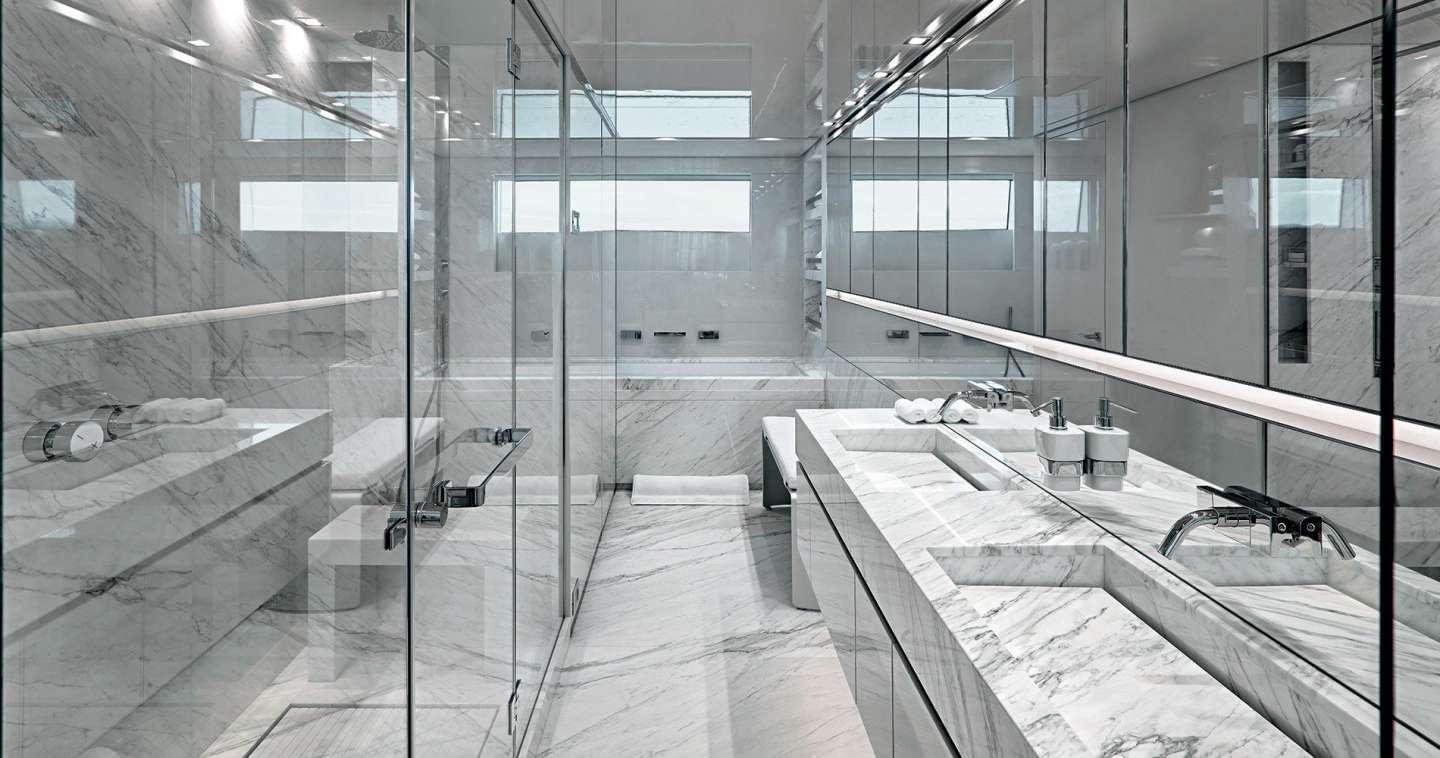 2016 Sanlorenzo Yachts SL118