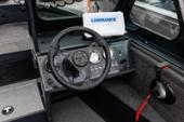 Crestliner 2050 Commander cockpit detail