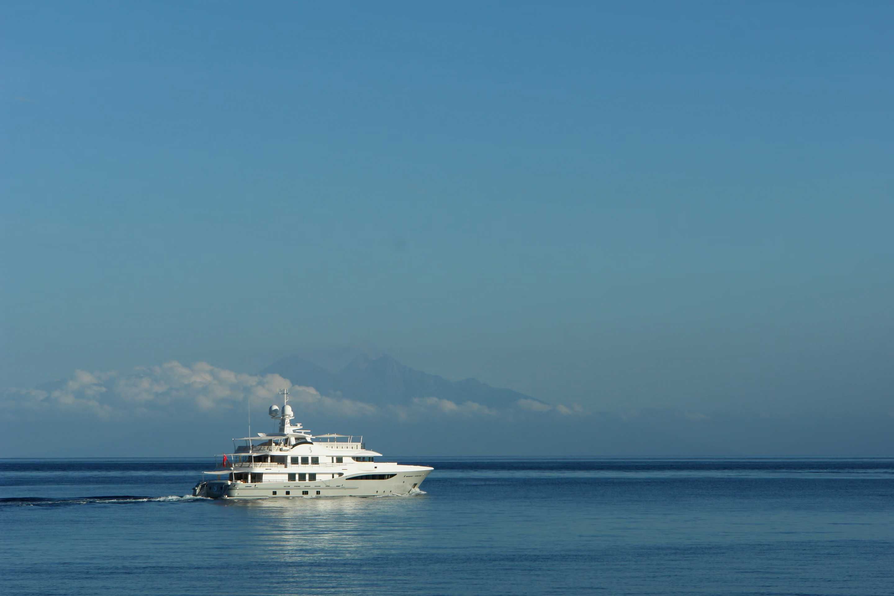 2014 Amels Deep Blue